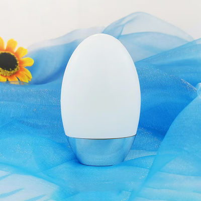 Индивидуальная овальная бутылка для солнцезащитного крема 50 г с УФ-серебряной крышкой для косметической упаковки из полипропилена объемом 50 мл