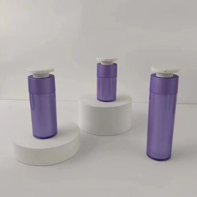 Сердечная форма акриловая безвоздушная бутылка с индивидуальной шелковой печатью и герметичной конструкцией для косметического лосьона